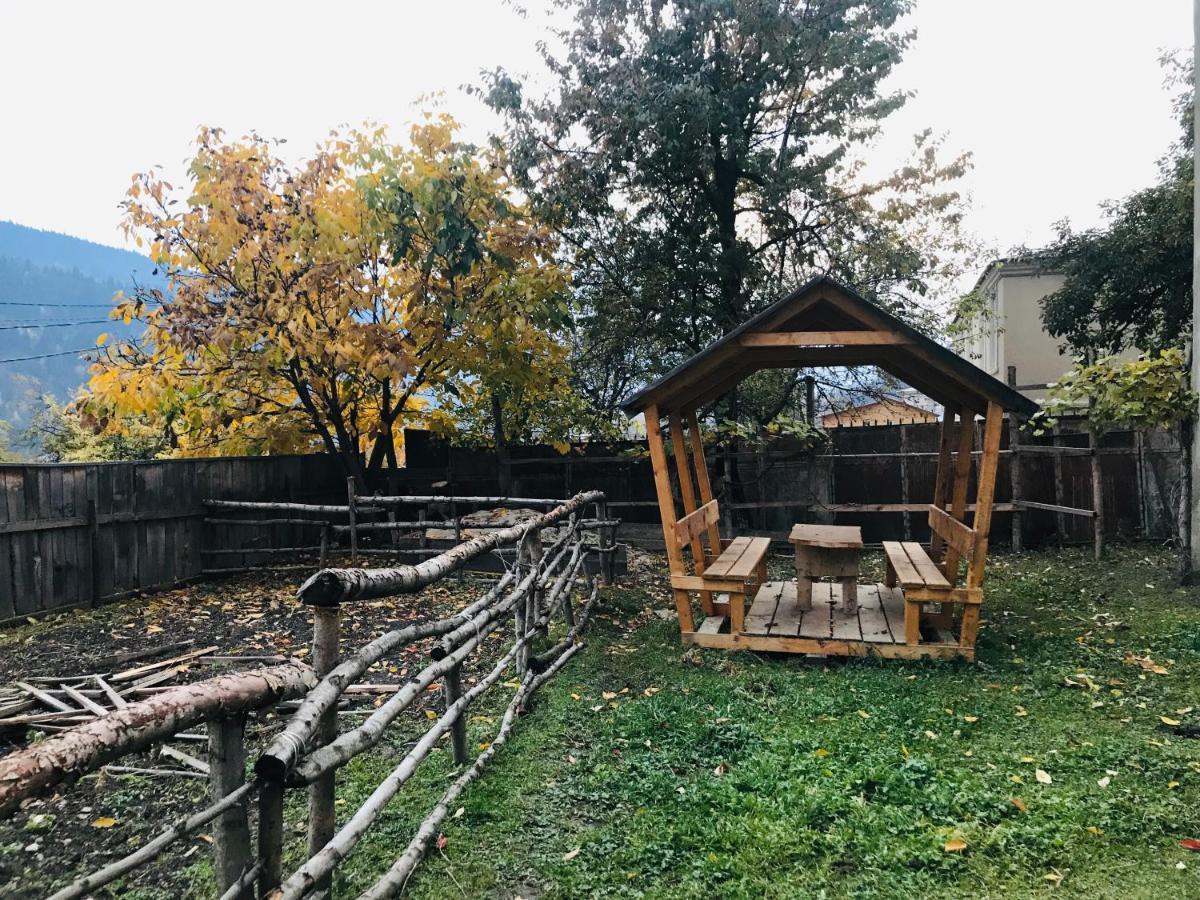 Bed and Breakfast Girgola Mestia Exterior foto