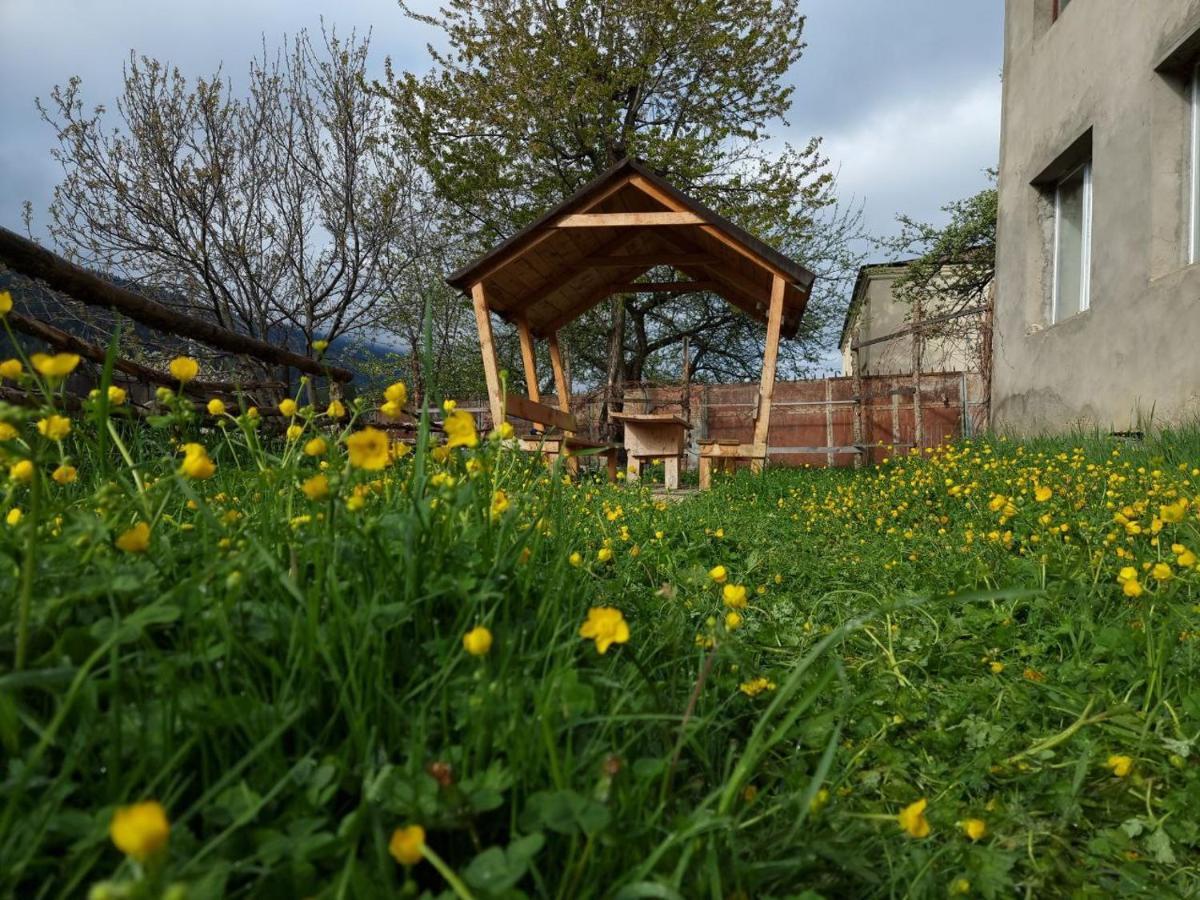 Bed and Breakfast Girgola Mestia Exterior foto
