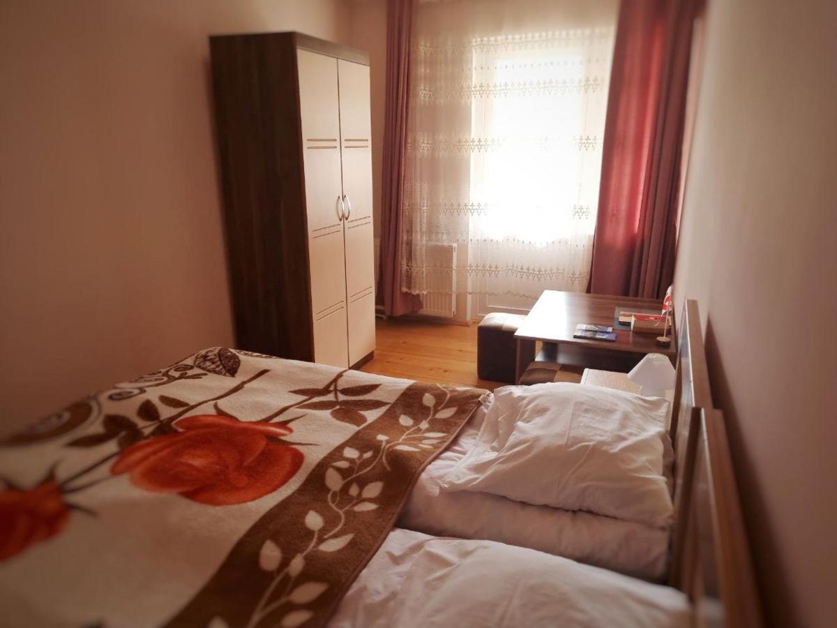 Bed and Breakfast Girgola Mestia Exterior foto
